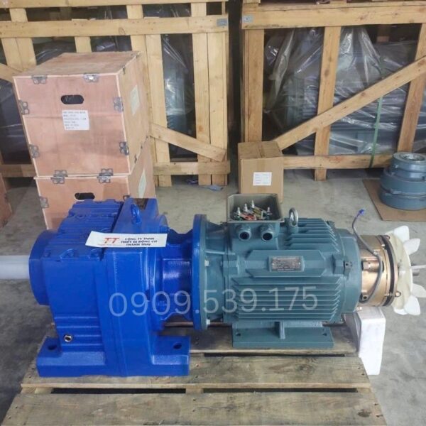 Motor giảm tốc có phanh 11KW 15HP