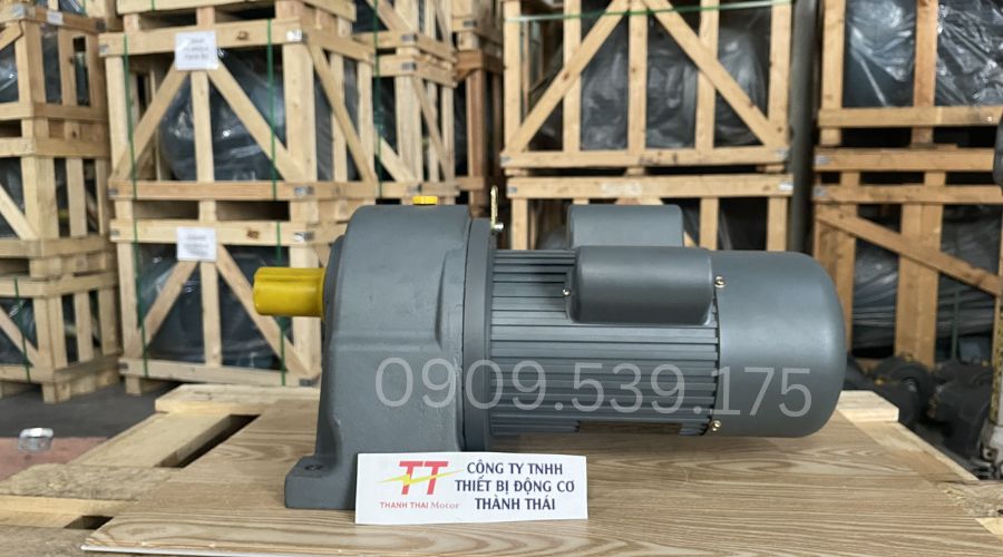 Thiết kế tổng quan về motor giảm tốc 1 pha 0.8kW 1Hp